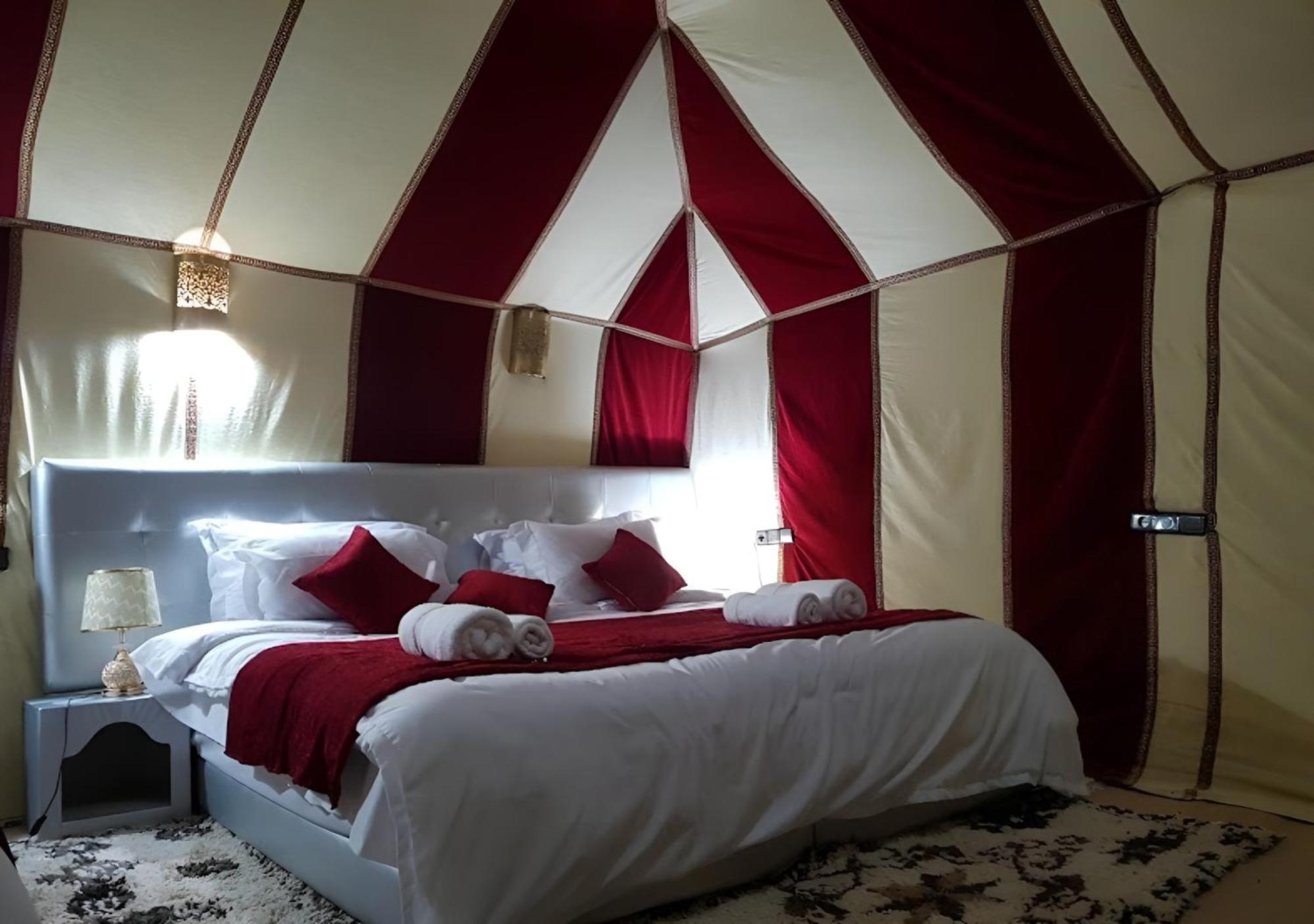 Merzouga Luxurious Tented 外观 照片